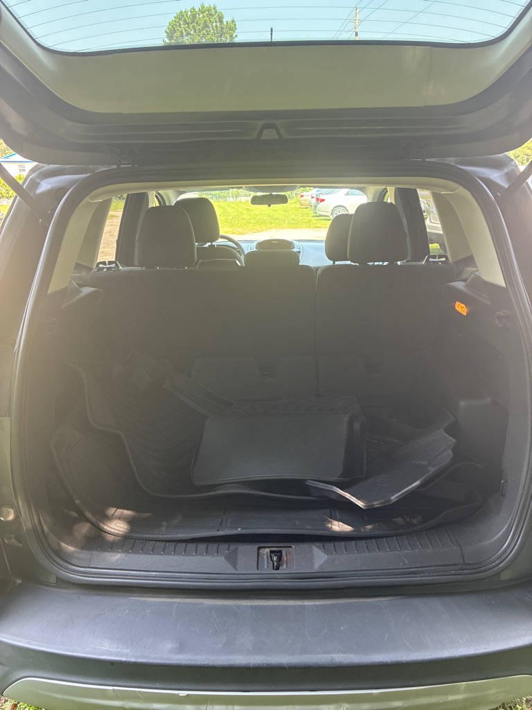 Photo 9 of this FORD ESCAPE