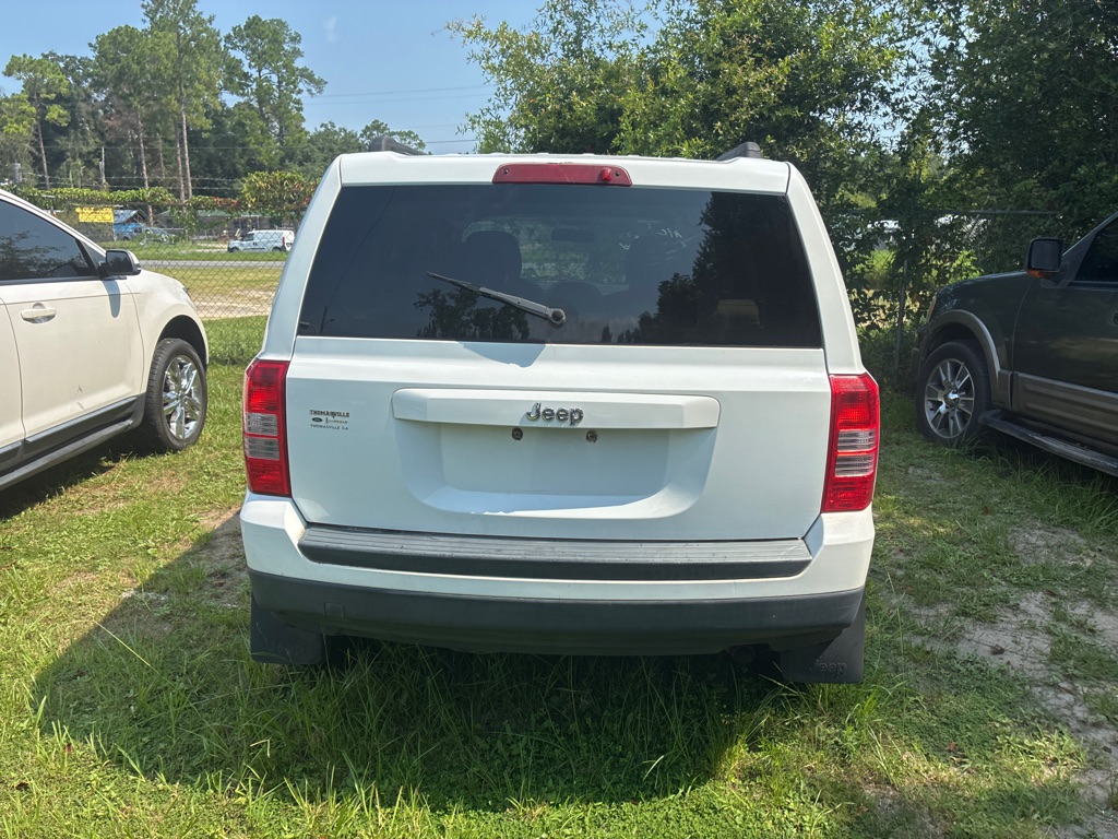 Photo 3 of this JEEP PATRIOT