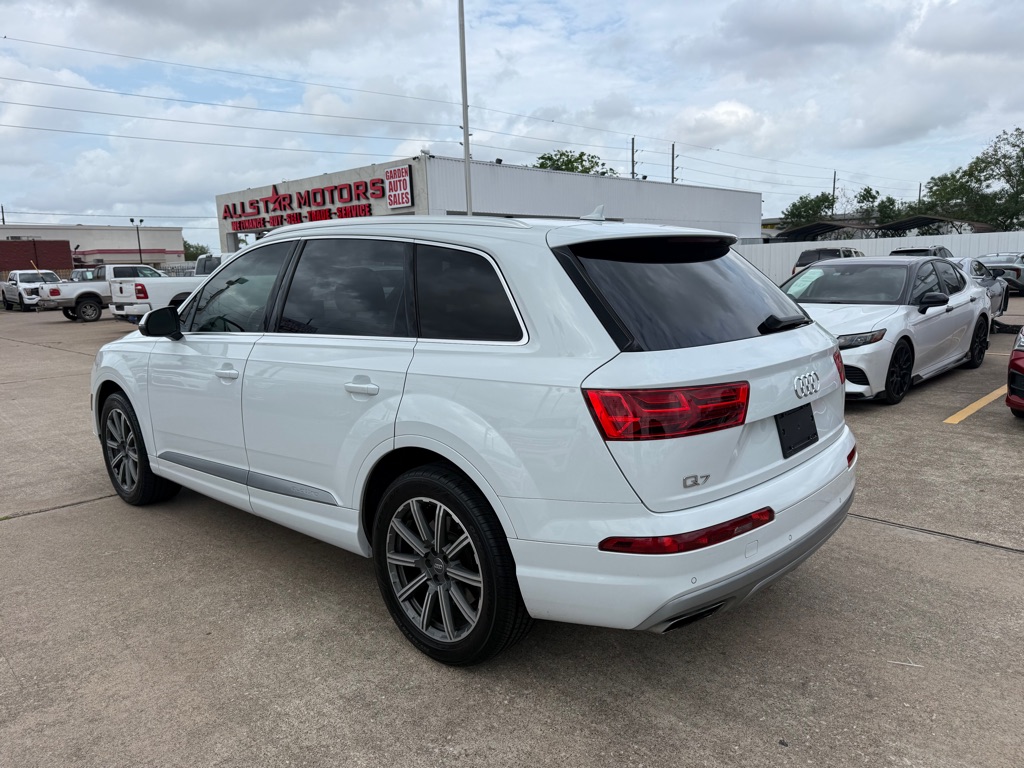 Photo 15 of this AUDI Q7