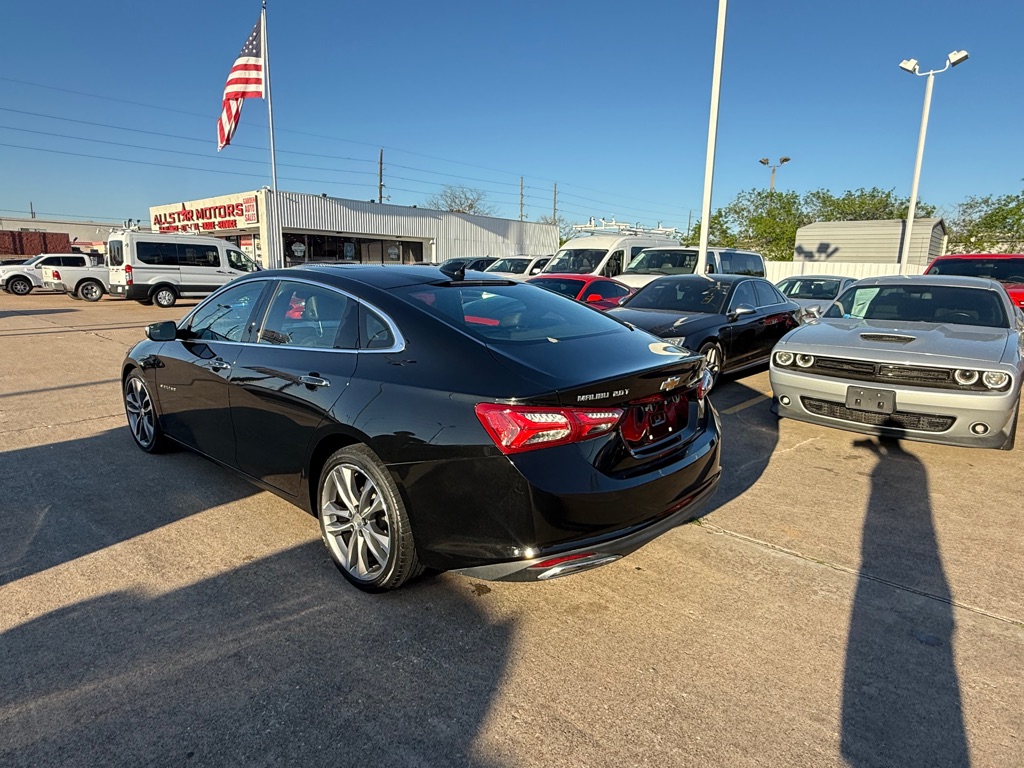 Photo 6 of this CHEVROLET MALIBU