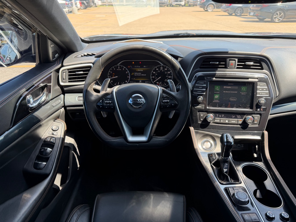 Photo 23 of this NISSAN MAXIMA