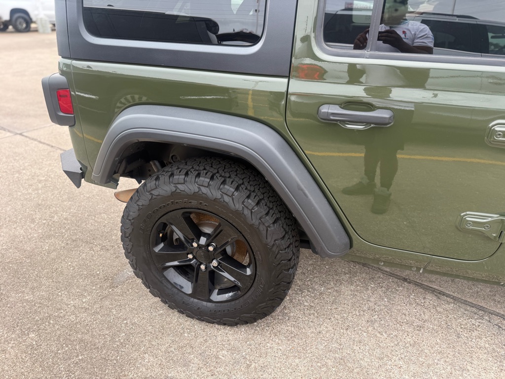 Photo 13 of this JEEP WRANGLER UNLIMI