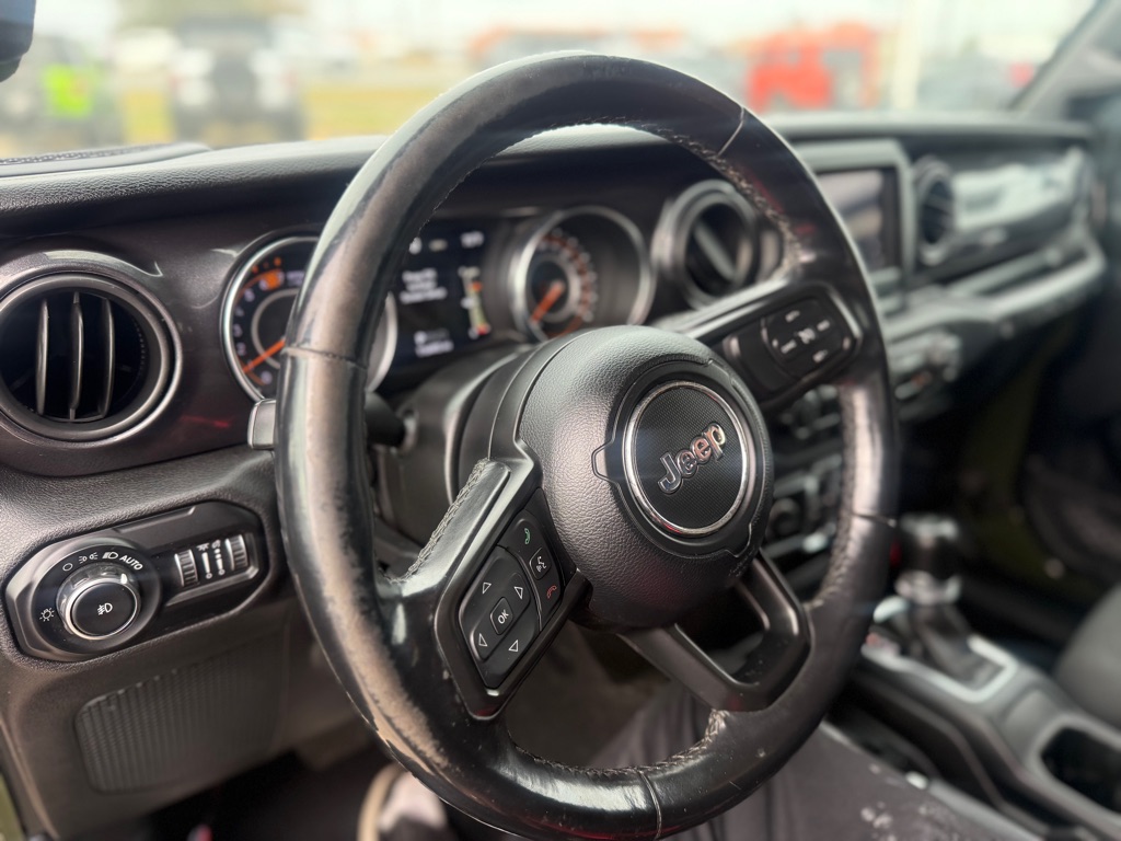 Photo 12 of this JEEP WRANGLER UNLIMI