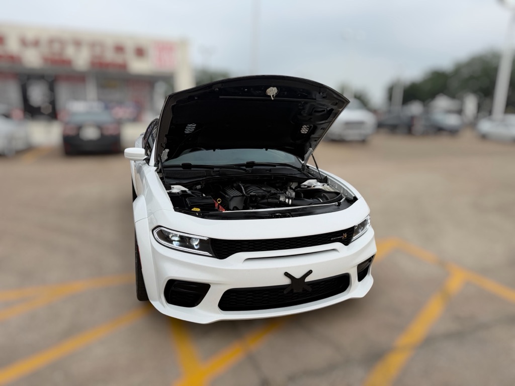 Photo 4 of this DODGE CHARGER