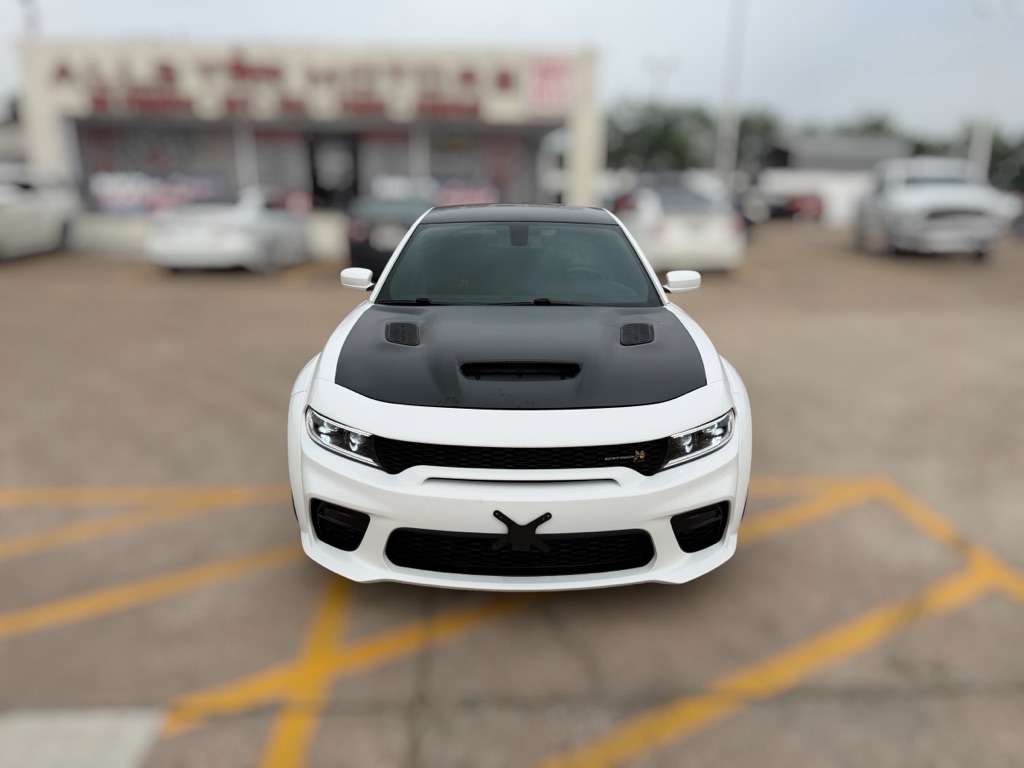 Photo 2 of this DODGE CHARGER
