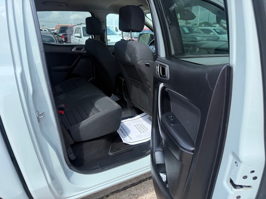 Photo 14 of this FORD RANGER