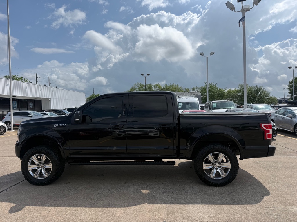 Photo 3 of this FORD F-150