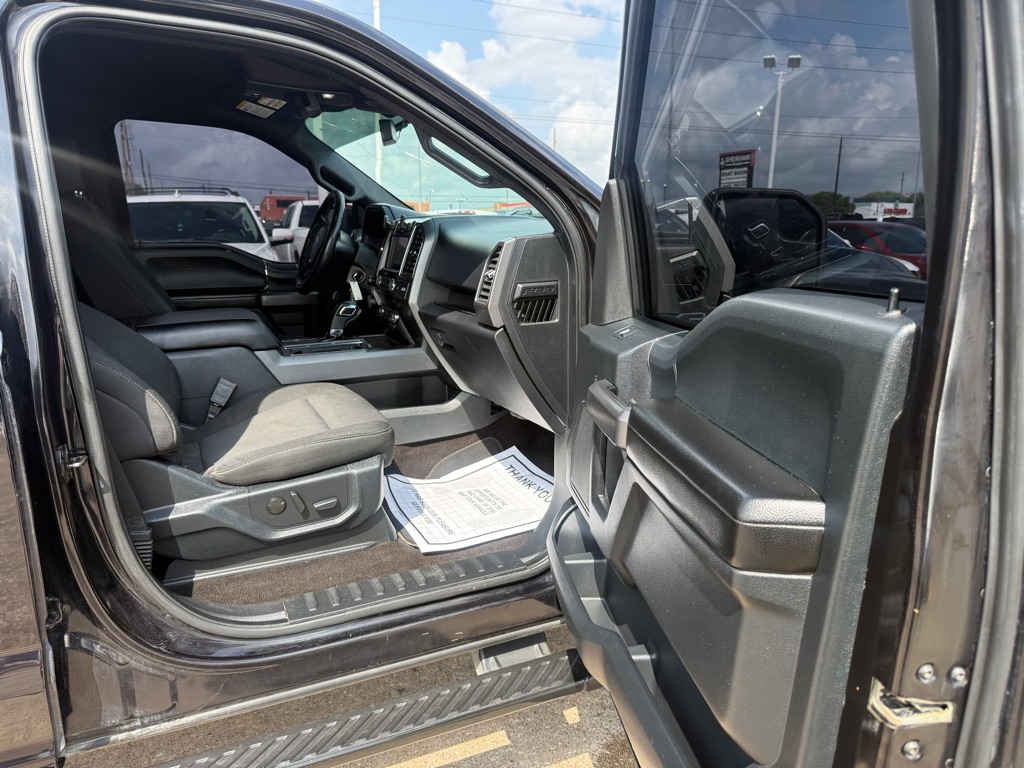 Photo 13 of this FORD F-150