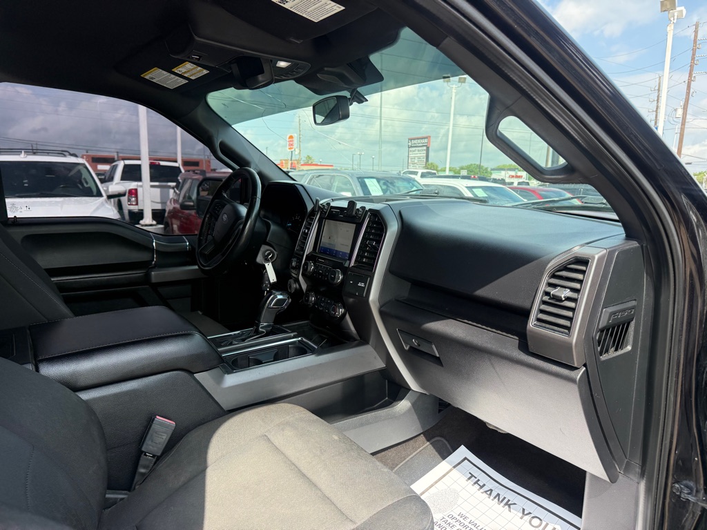 Photo 12 of this FORD F-150