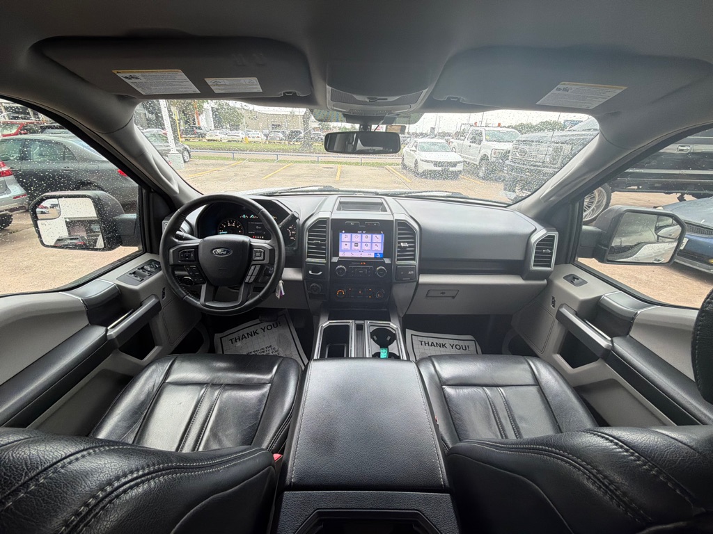 Photo 25 of this FORD F-150