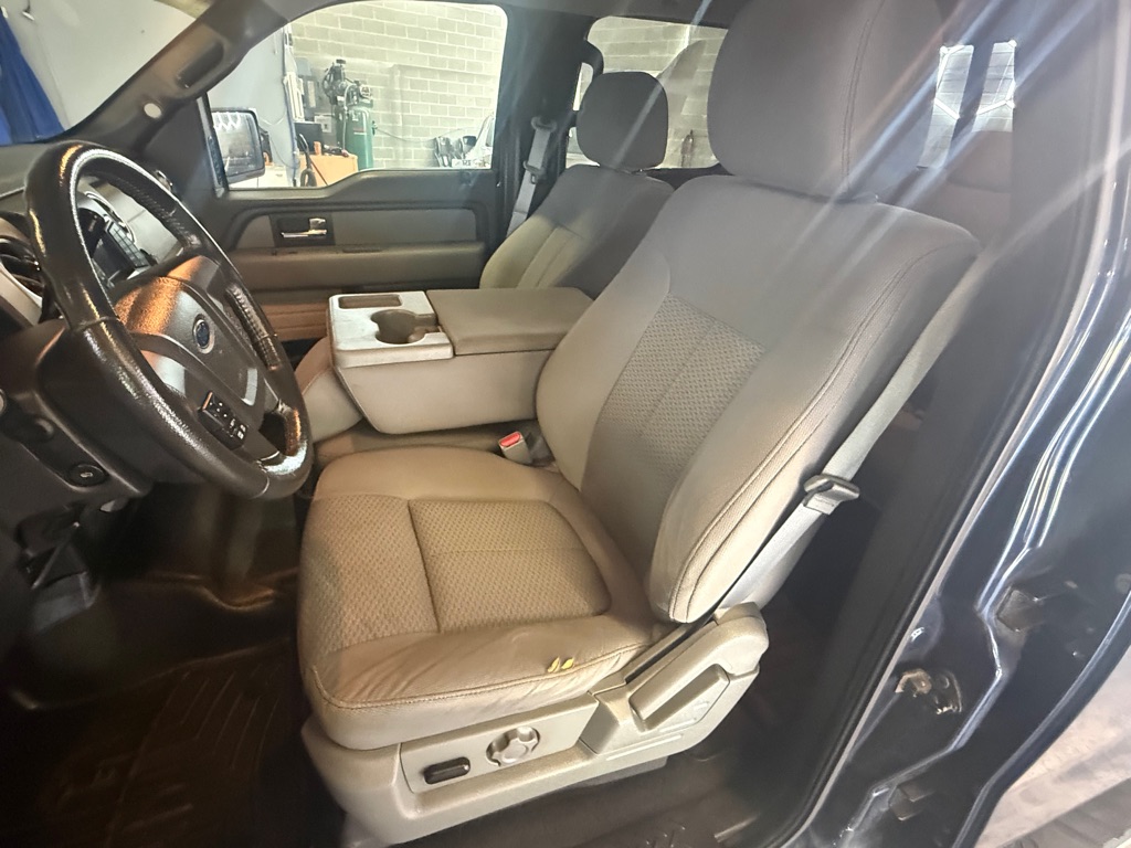 Photo 14 of this FORD F150