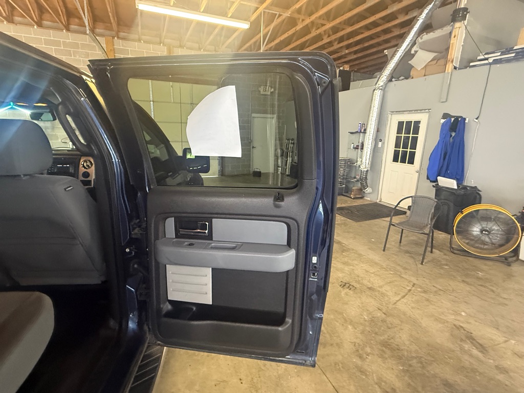 Photo 20 of this FORD F150