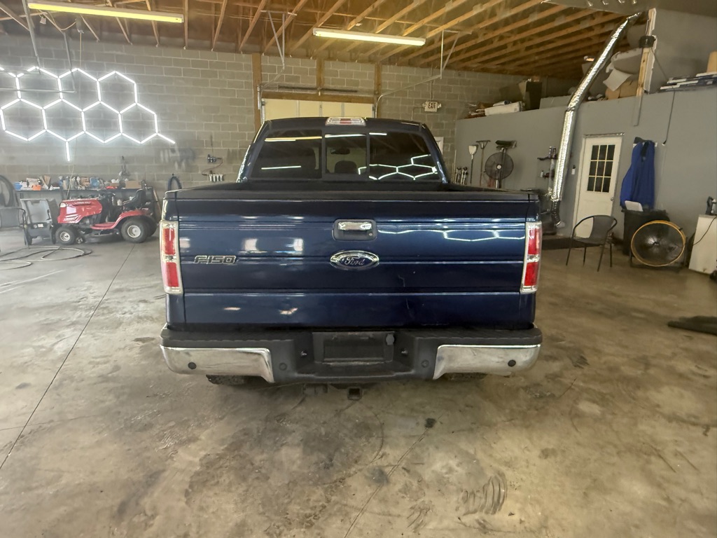Photo 6 of this FORD F150