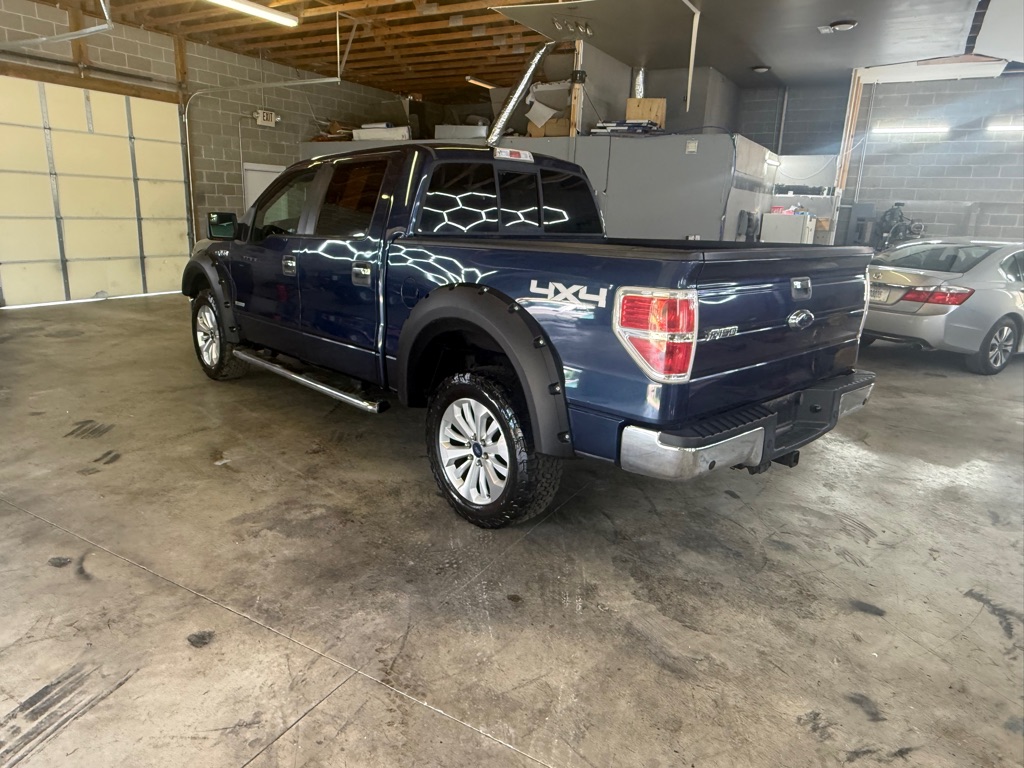 Photo 7 of this FORD F150