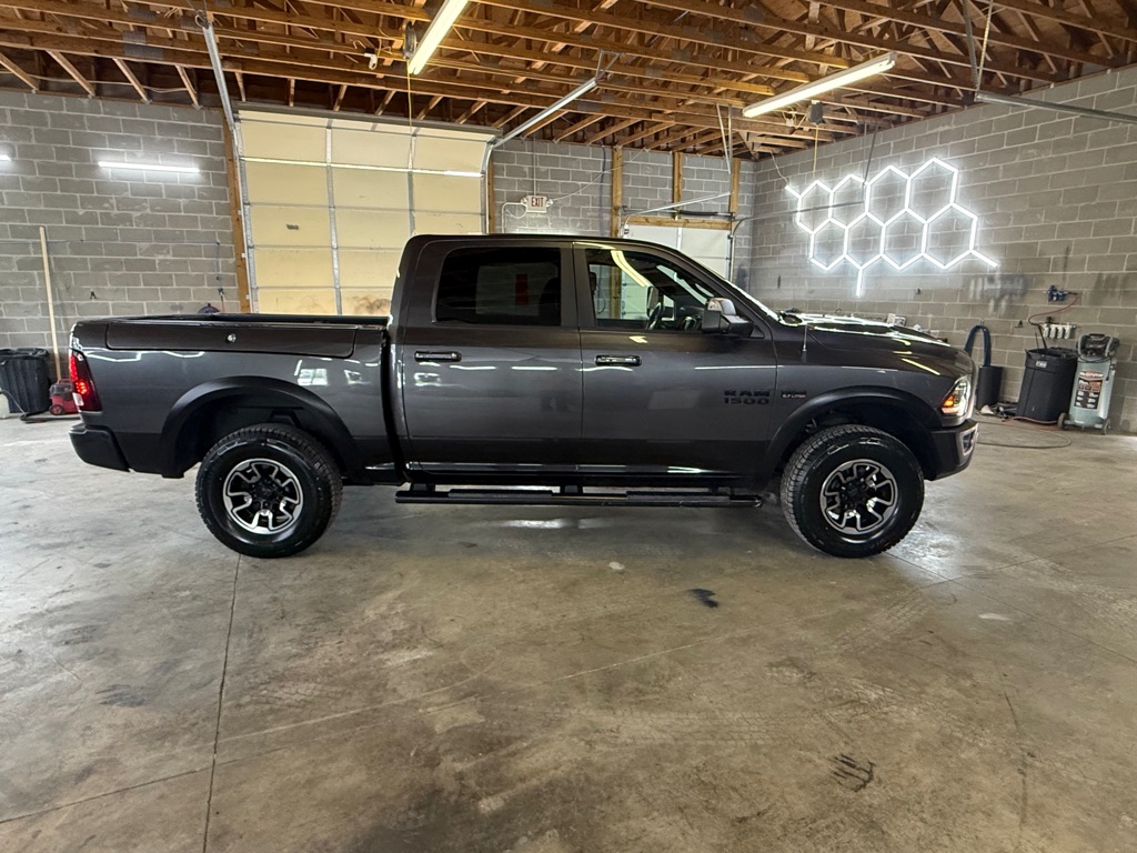 Photo 4 of this RAM 1500