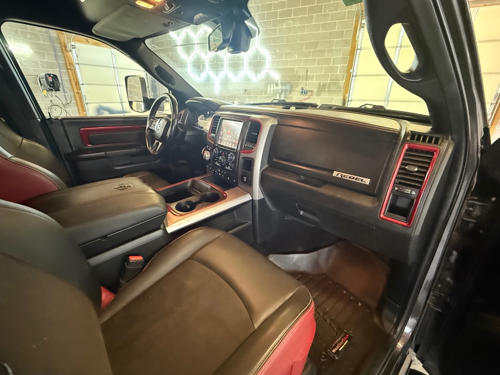 Photo 23 of this RAM 1500
