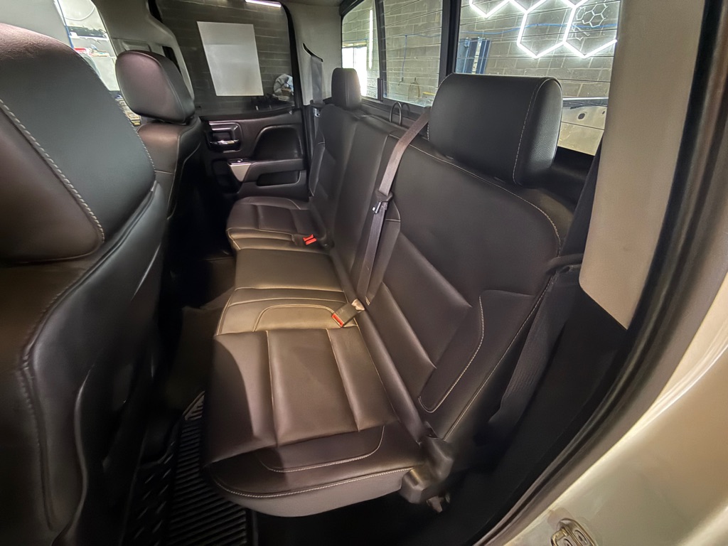 Photo 14 of this CHEVROLET SILVERADO 1500