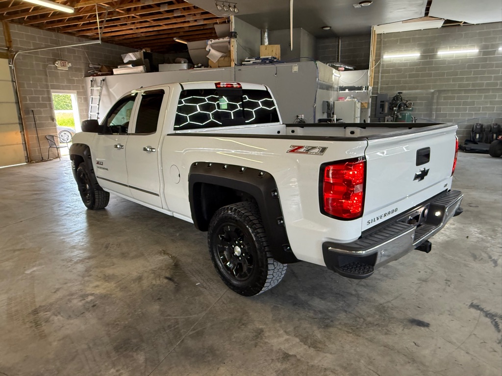 Photo 7 of this CHEVROLET SILVERADO 1500