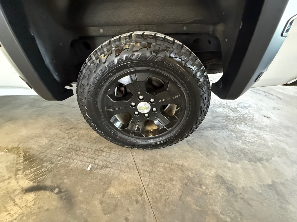 Photo 27 of this CHEVROLET SILVERADO 1500
