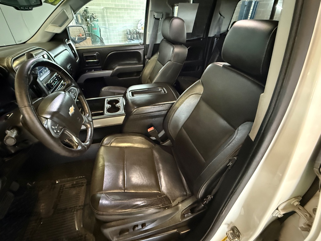 Photo 11 of this CHEVROLET SILVERADO 1500