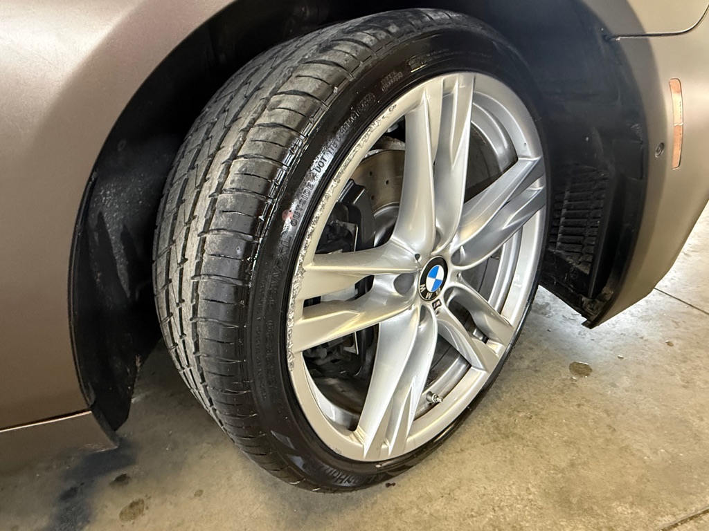Photo 30 of this BMW 650