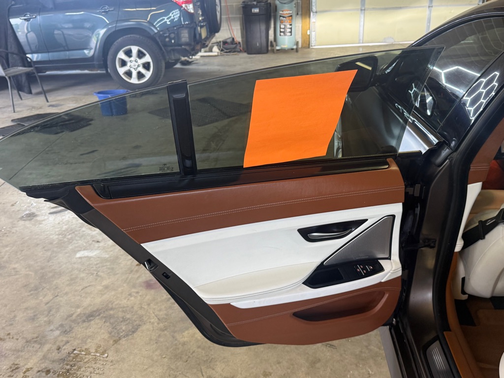 Photo 19 of this BMW 650