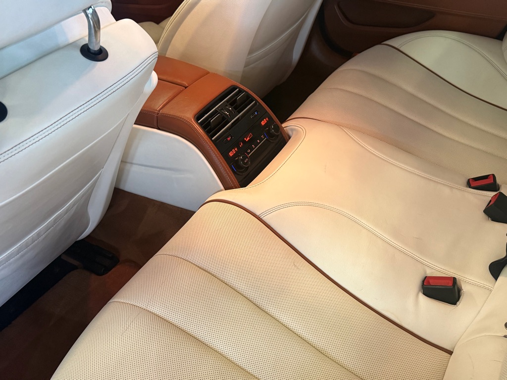 Photo 18 of this BMW 650