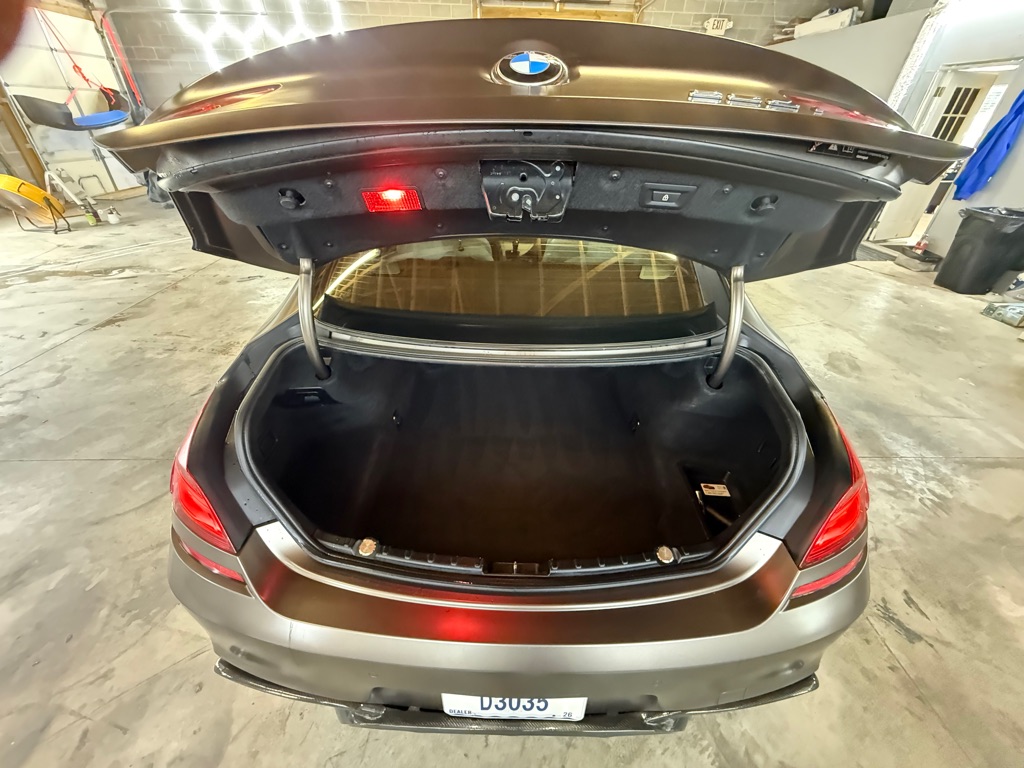 Photo 20 of this BMW 650