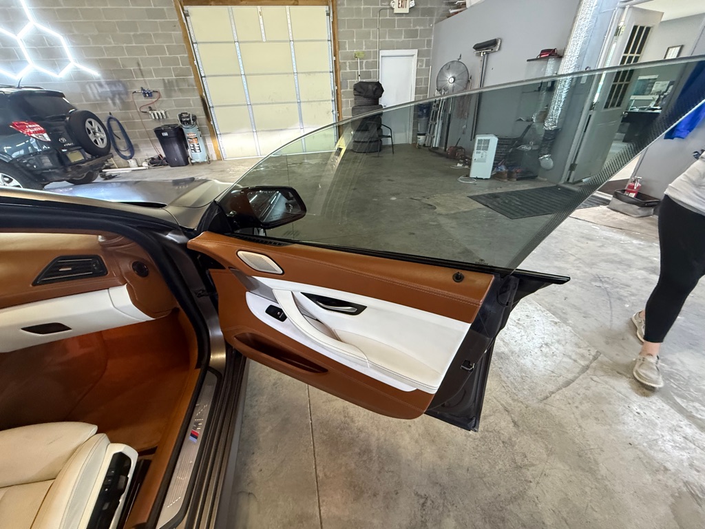 Photo 26 of this BMW 650
