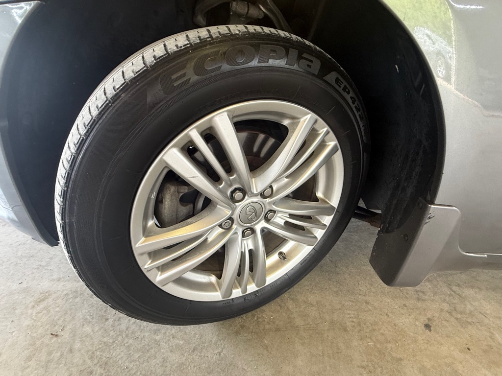 Photo 25 of this INFINITI G25