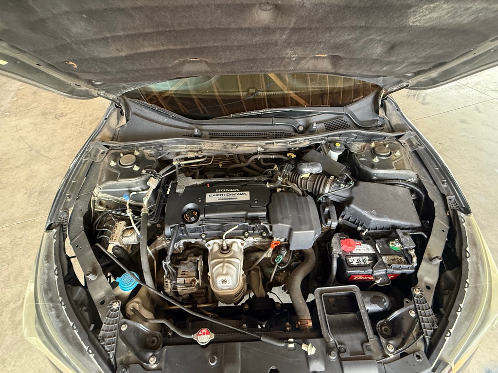 Photo 27 of this HONDA ACCORD