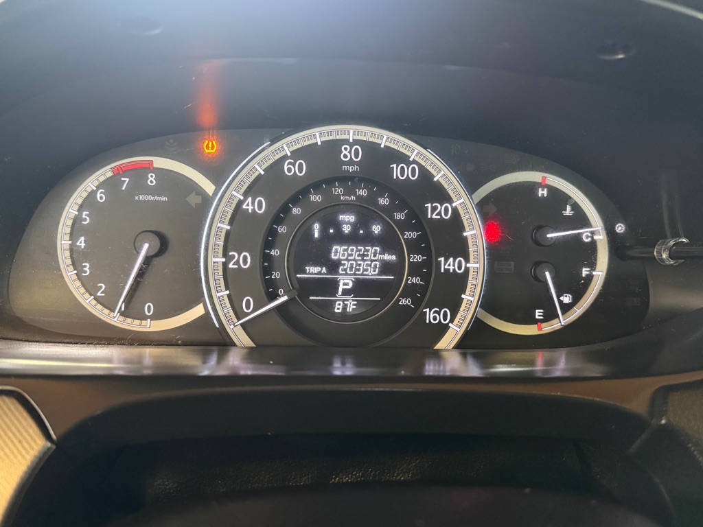 Photo 9 of this HONDA ACCORD