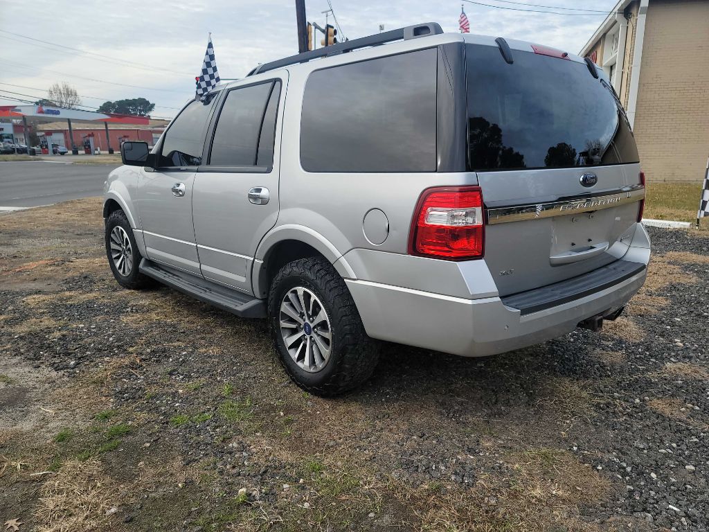Photo 6 of this FORD EXPEDITION