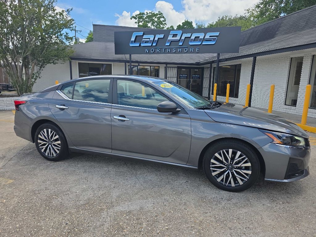 2025 Nissan Altima 2.5 SV's photo