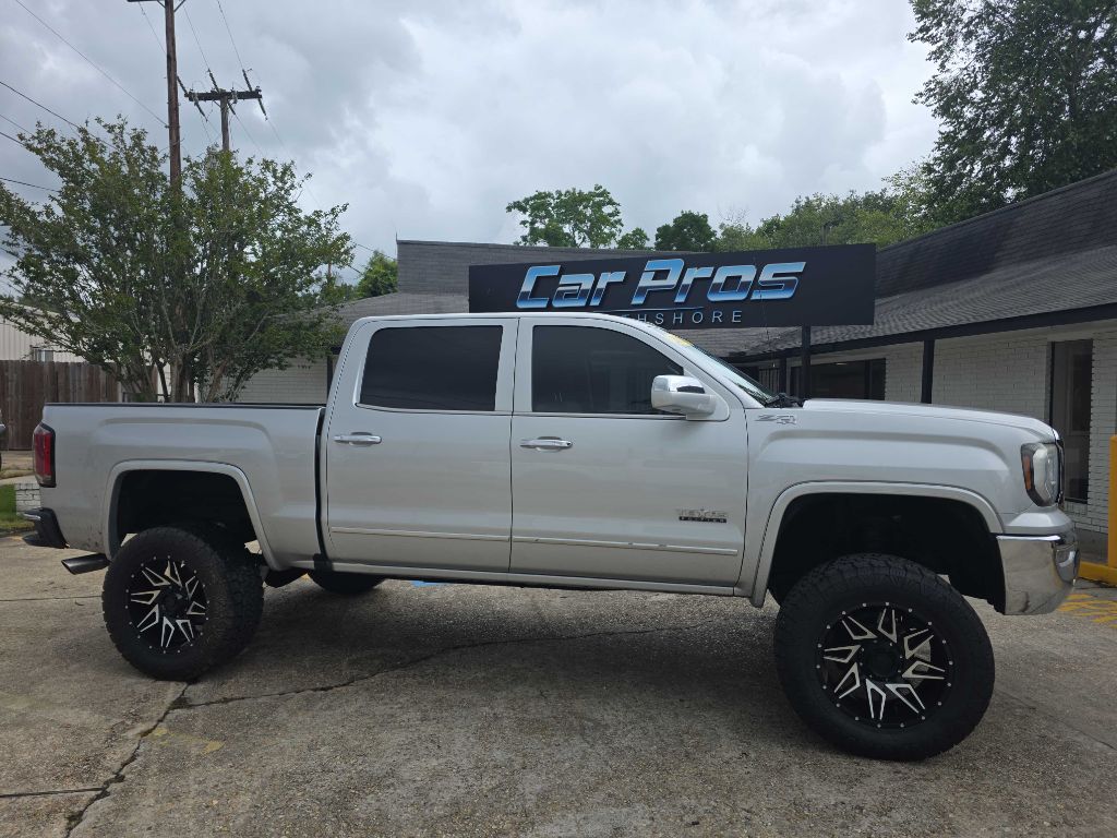 2018 GMC Sierra 4WD Crew Cab Short Box SLT's photo