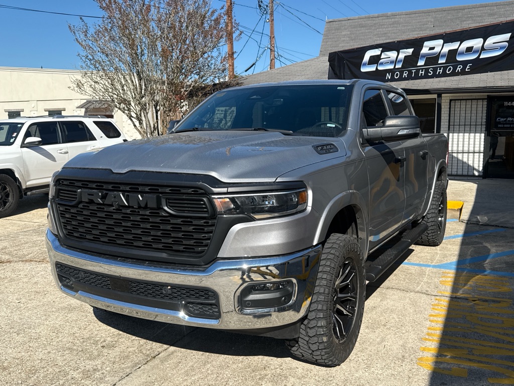 2025 RAM 1500 Big Horn/Lone Star 4x4 Crew Cab 5'7's photo