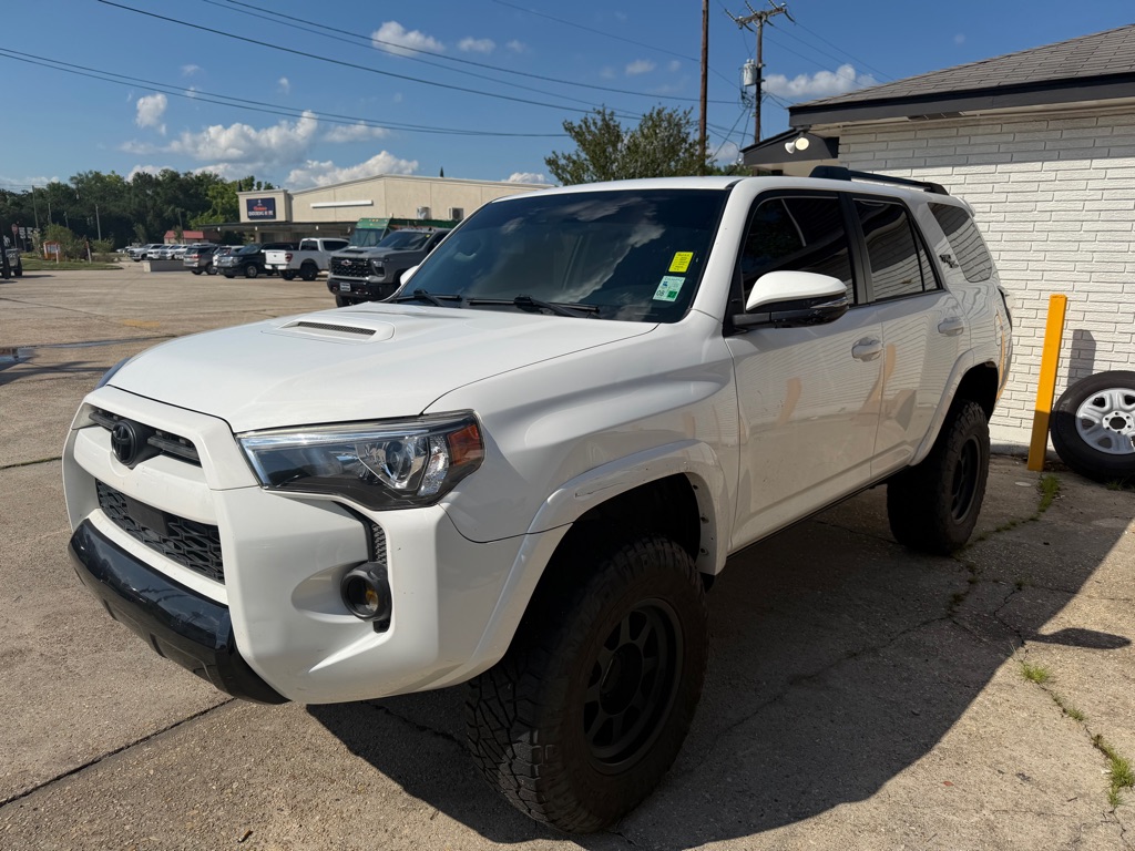 2022 Toyota 4Runner TRD Off-Road Premium 4WD V6's photo