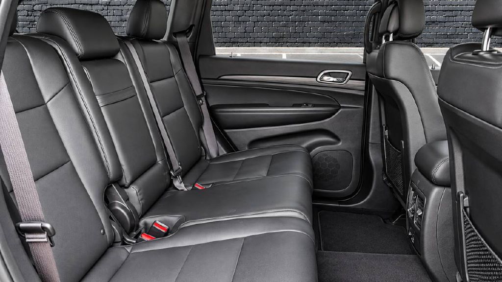 Photo 15 of this JEEP GRAND CHEROKEE