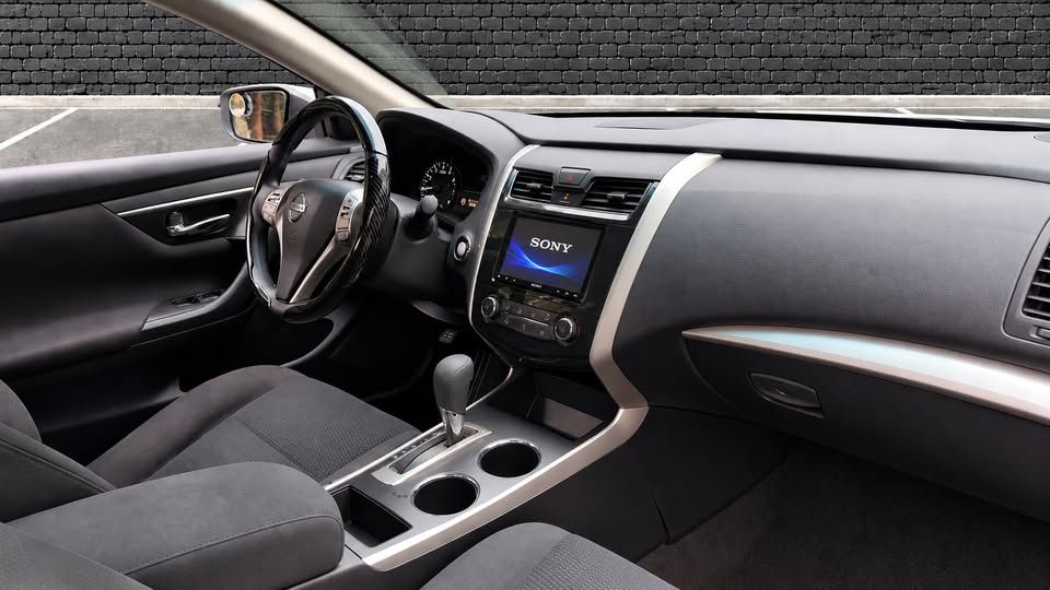 Photo 13 of this NISSAN ALTIMA S