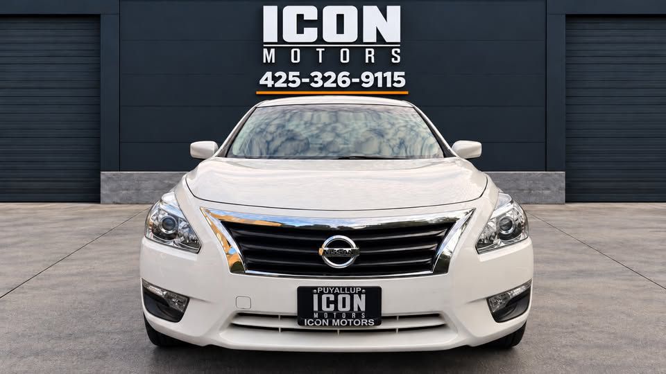 Photo 7 of this NISSAN ALTIMA S