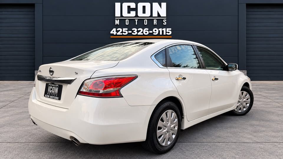 Photo 5 of this NISSAN ALTIMA S