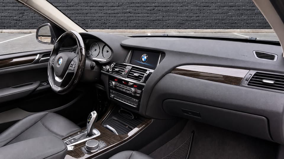 Photo 12 of this BMW X3