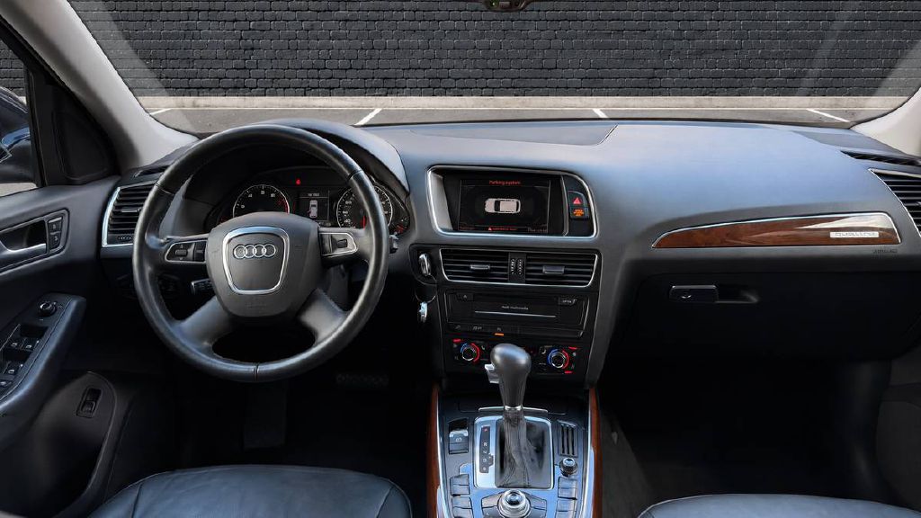 Photo 9 of this AUDI Q5