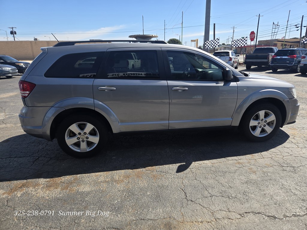 Photo 5 of this DODGE JOURNEY