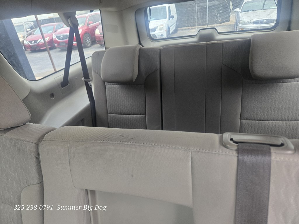 Photo 15 of this CHEVROLET SUBURBAN