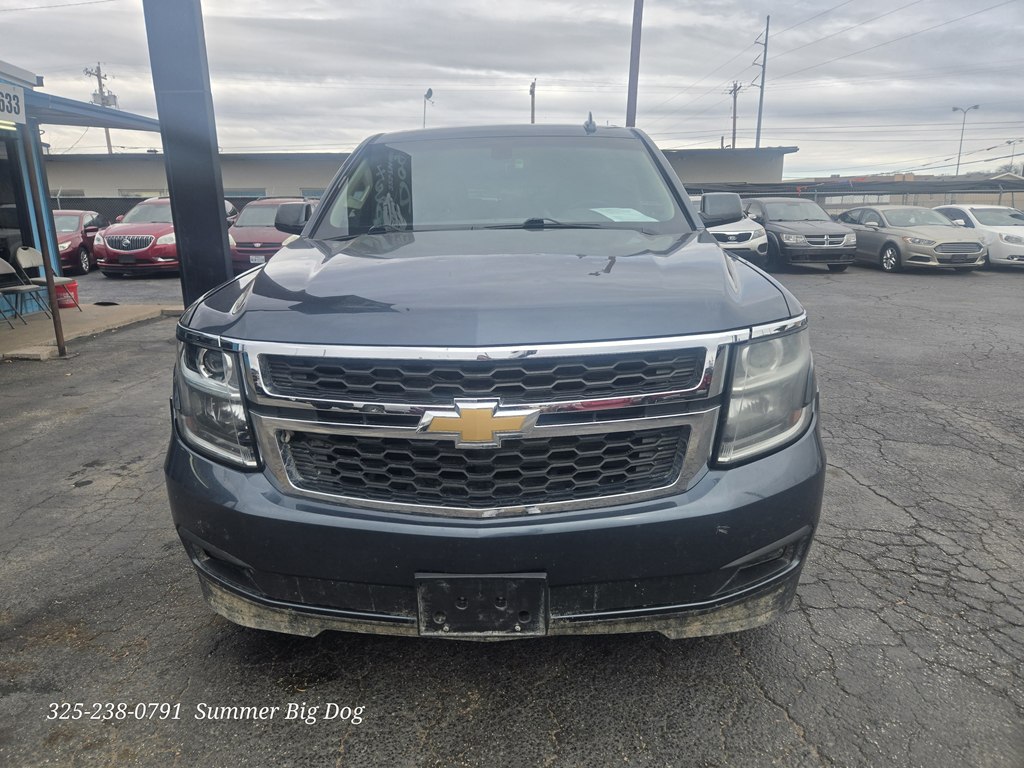Photo 3 of this CHEVROLET SUBURBAN