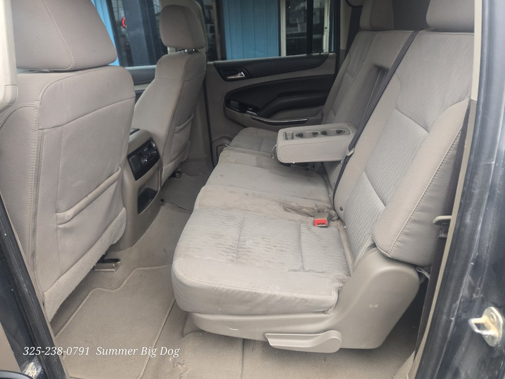 Photo 14 of this CHEVROLET SUBURBAN