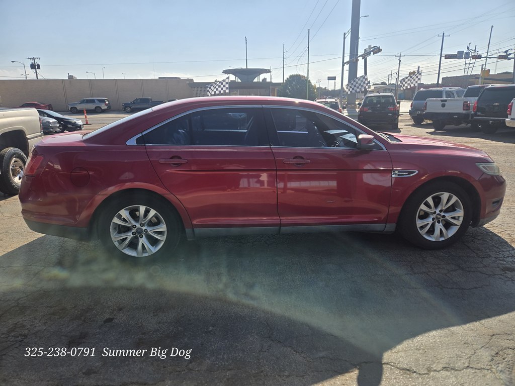 Photo 5 of this FORD TAURUS