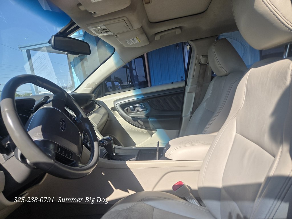Photo 7 of this FORD TAURUS