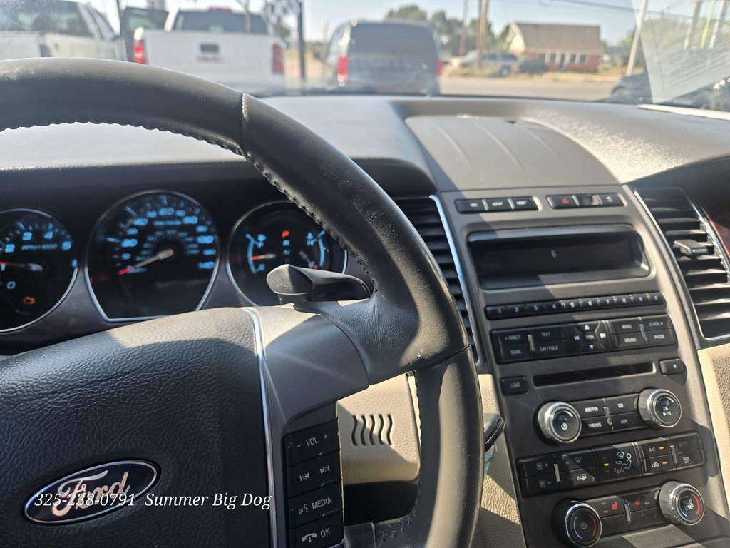 Photo 11 of this FORD TAURUS